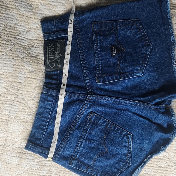 Vintage Guess denim shorts - Picture 5 of 5